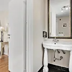 5 Bedroom Cozy In Prázdninový dům