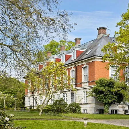 5 Bedroom Cozy In Prázdninový dům